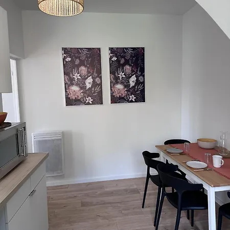 Holiday home Charmante Maison A